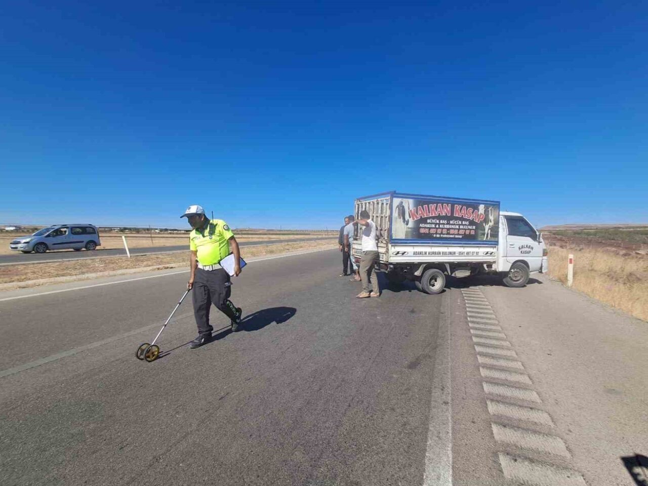 Kilis-Gaziantep yolunun 25. kilometresinde meydana gelen trafik kazasında 1’i ağır