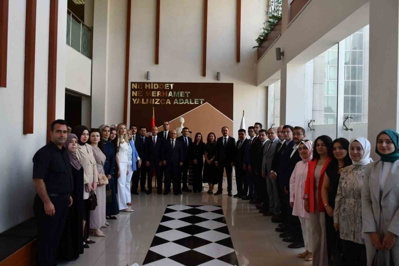 Adli yılın açılışı dolayısıyla Kilis Adliyesinde tören düzenlendi. Kilis’te adli