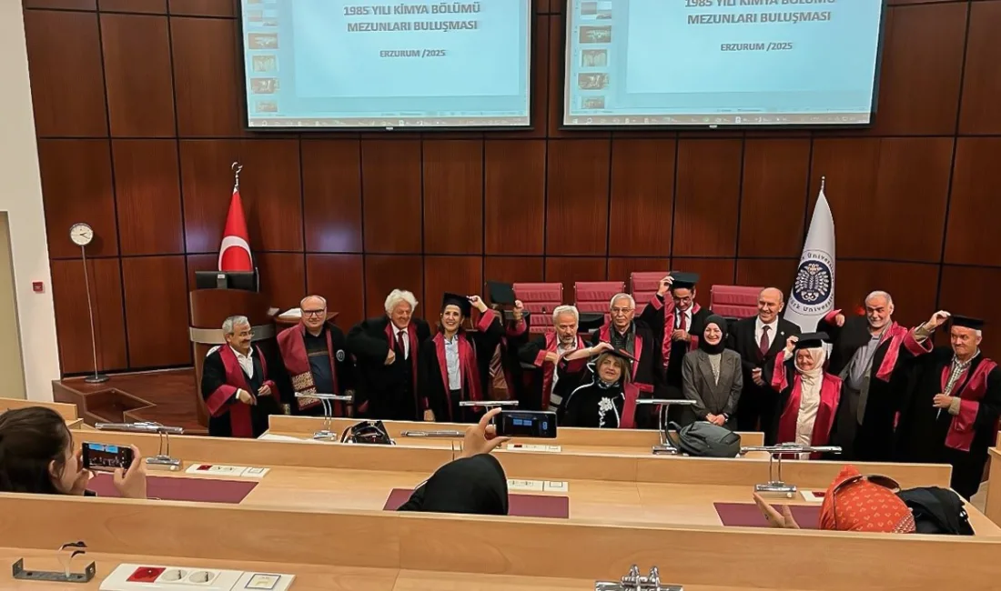 Atatürk Üniversitesi Fen Fakültesi Kimya Bölümünün 1985 yılı mezunları, mezuniyetlerinin