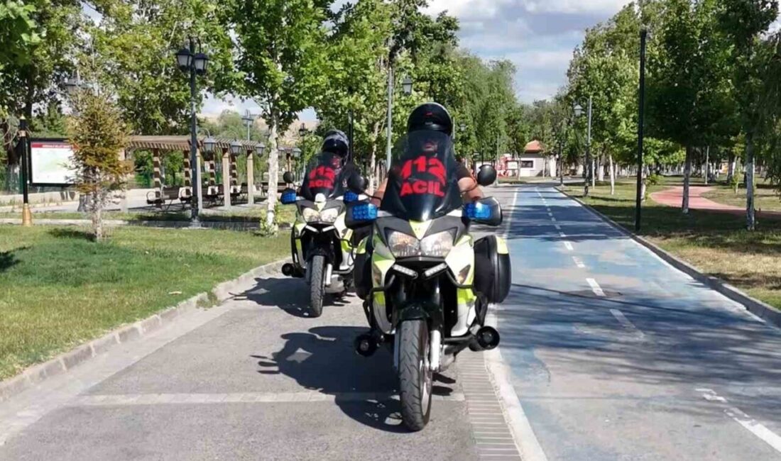 Kırıkkale’de 112 motosiklet ambulans ekipleri, kritik noktalarda hazır bekleyerek acil
