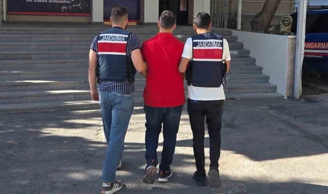 Kırıkkale’de jandarma ekiplerince yapılan operasyonda çeşitli suçlardan aranan 3 firari