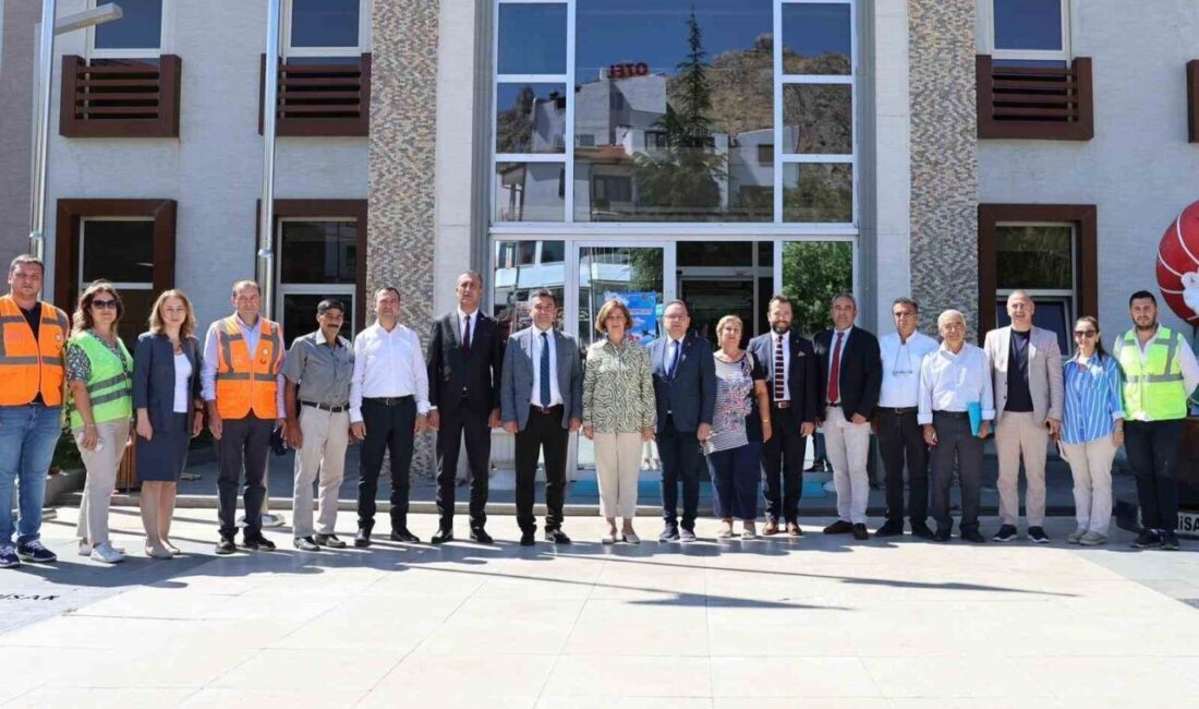 Eskişehir Büyükşehir Belediye Başkanı Ayşe Ünlüce, Sivrihisar ve Çifteler ilçeleri