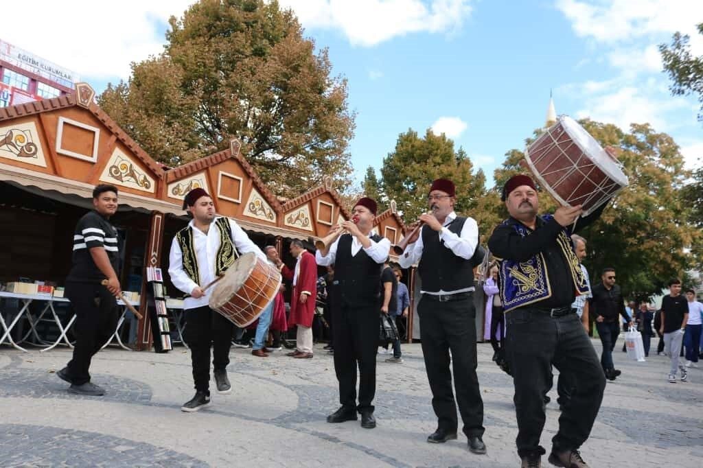 Ahilik kültürünün merkezi Kırşehir’de, Ahilik Haftası kutlamaları öncesinde Esnaf ve