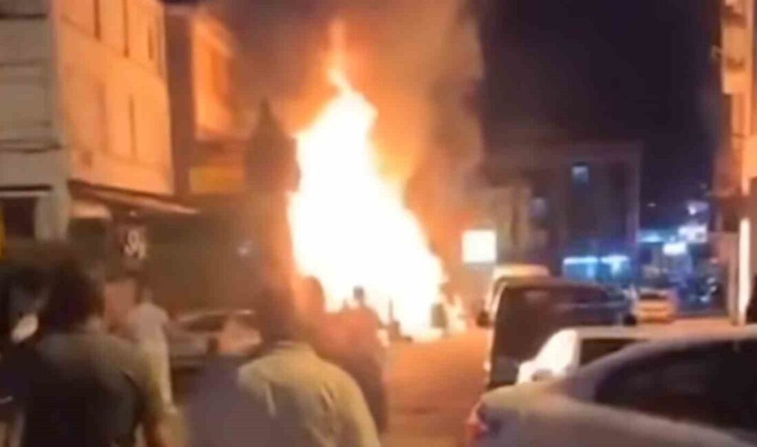 KIRŞEHİR (İHA) – Kırşehir’in tarihi Uzun Çarşısı’nda bulunan bir hırdavat