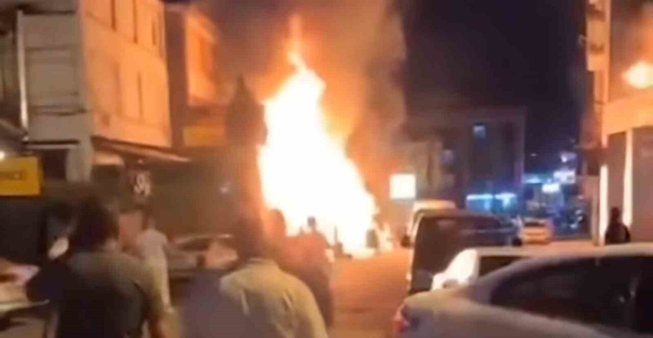 KIRŞEHİR (İHA) – Kırşehir’in tarihi Uzun Çarşısı’nda bulunan bir hırdavat