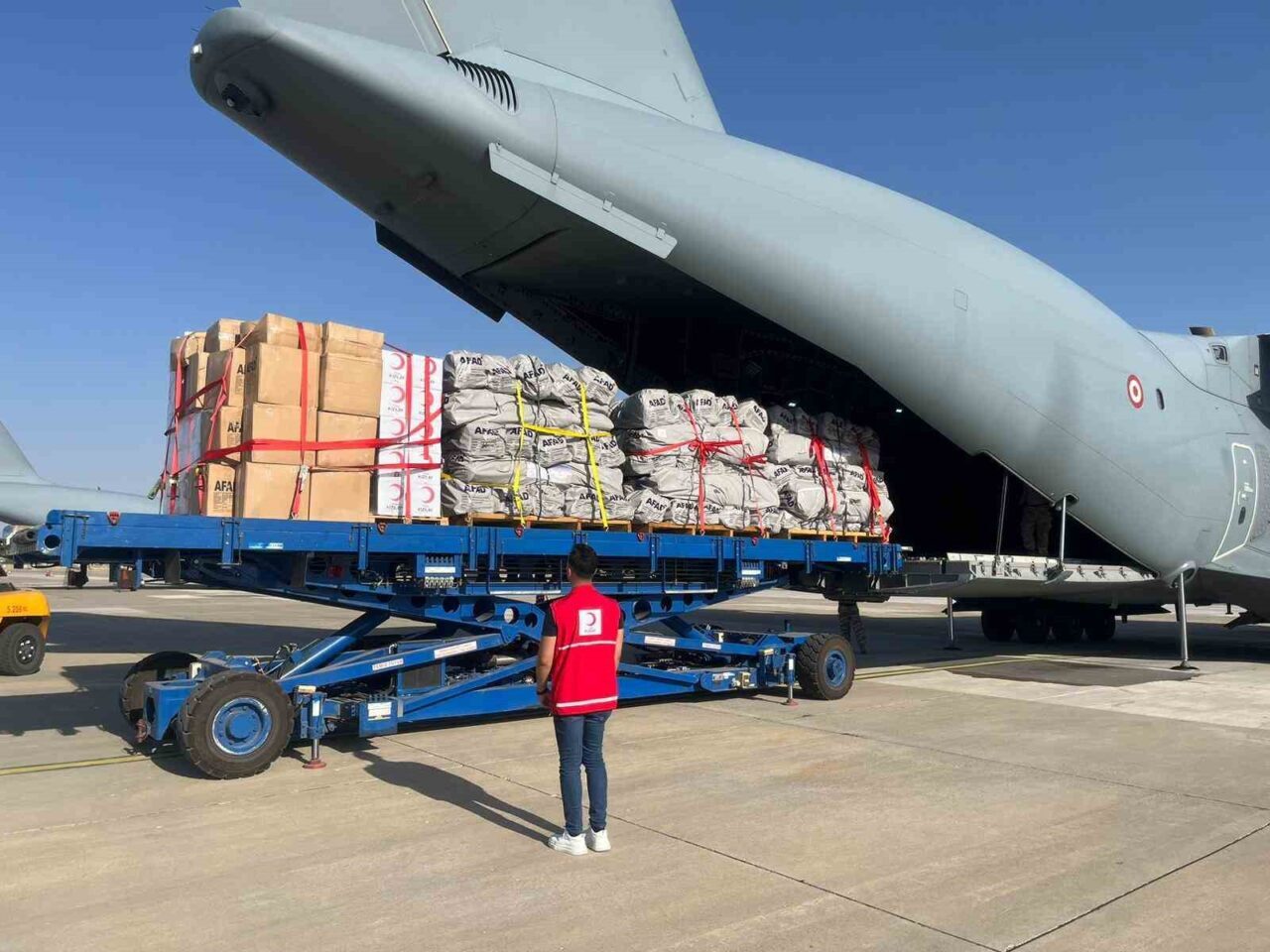 Türk Kızılay, Afganistan’da meydana gelen 6,0 büyüklüğündeki deprem sonrası başlattığı