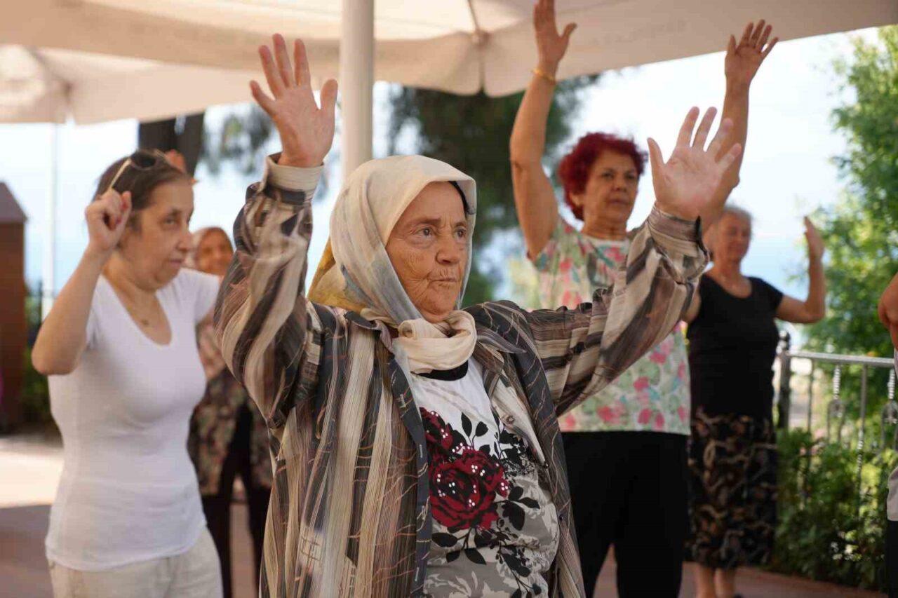 Kocaeli’de ileri yaştaki vatandaşların hayatına hareket ve anlam katmak amacıyla