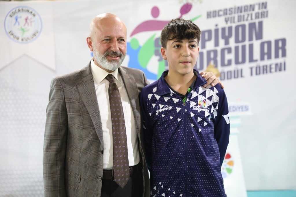 Kocasinan Belediyesi Spor Kulübü’nün parlayan yıldızı, milli masa tenisi sporcusu