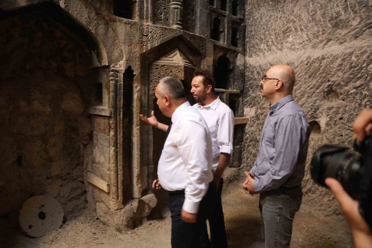 Kapadokya’nın Ürgüp ilçesine bağlı Taşkınpaşa köyünde yapılan yüzey taramalarında kömürlükte