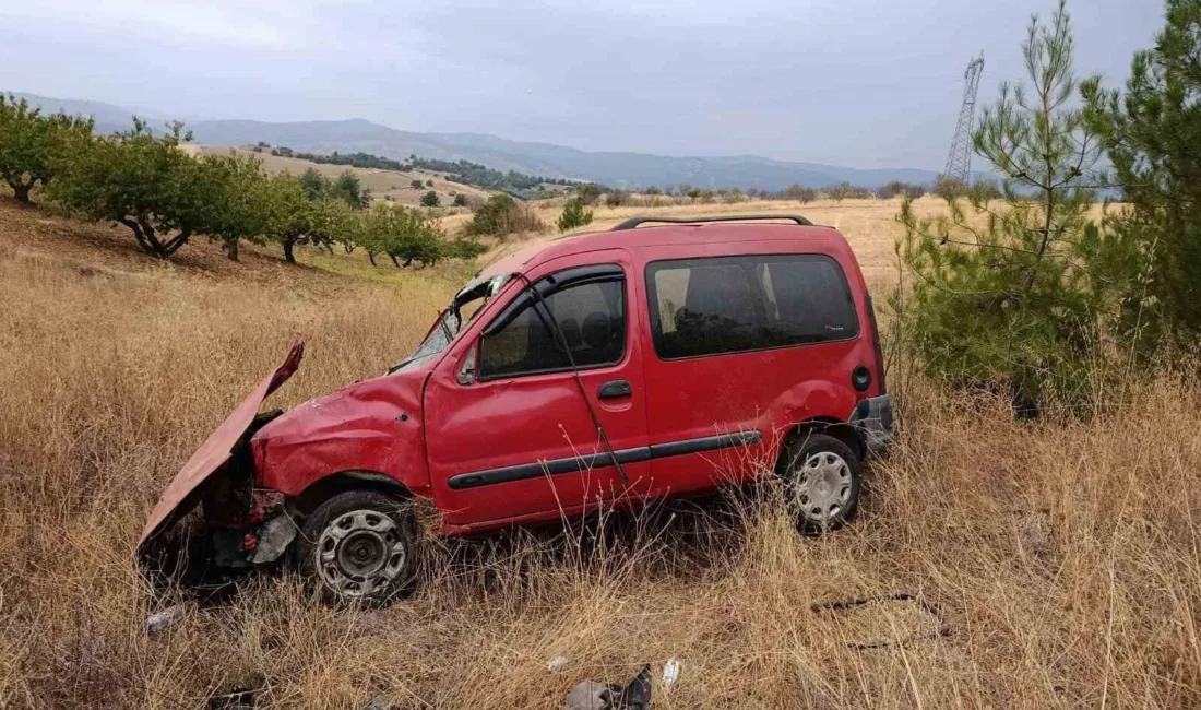 Bilecik’te seyir halinde kontrolden çıkan hafif ticari araç tarlaya uçarken,