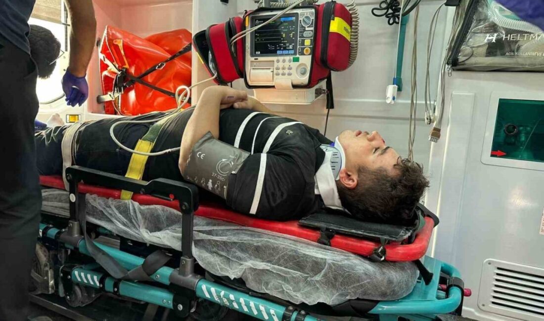 Adıyaman’da, sürücüsünün direksiyon hakimiyetini kaybettiği motosikletin devrilmesi sonucu 2 kişi