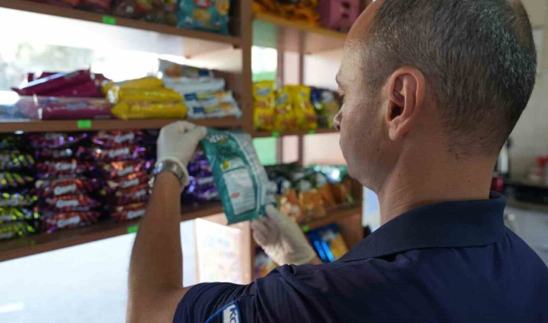 Konyaaltı Belediyesi, ilçe sınırlarındaki eğitim kurumlarında hizmet veren kantinleri denetliyor.