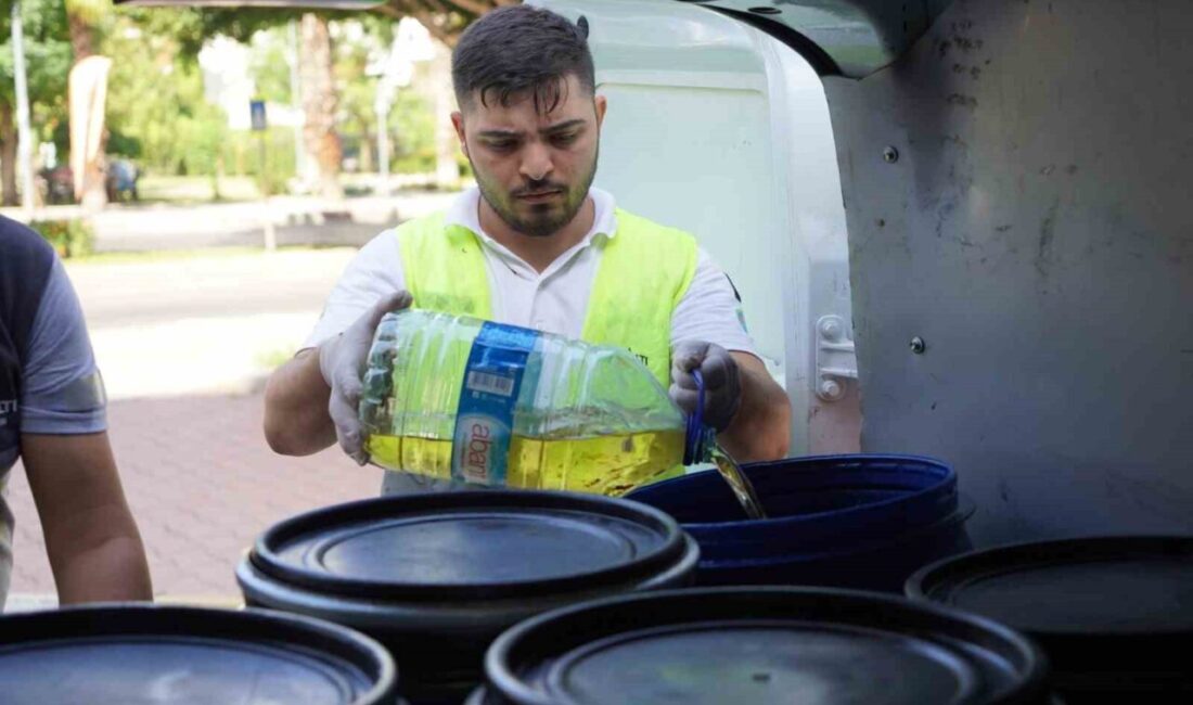 Konyaaltı Belediyesi, ilçede yaşayan vatandaşların evlerinde tükettikleri bitkisel atık yağları