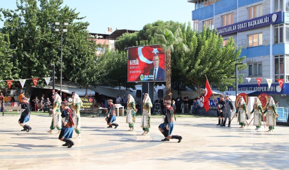 Köşk ilçesinin düşman işgalinden kurtuluşunun 103. yıldönümü dolayısıyla Kent Meydanı’nda