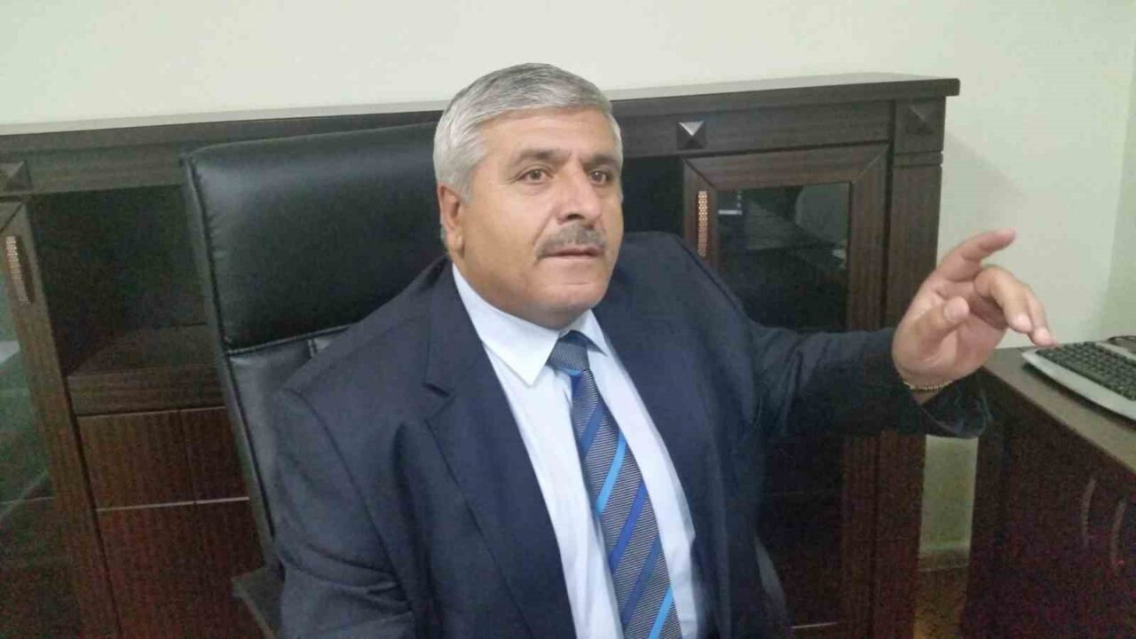 Demokrat Büro Çalışanları Sendikası DEB-SEN Genel Başkanı Mehmet Zülfikar Kotanlı,