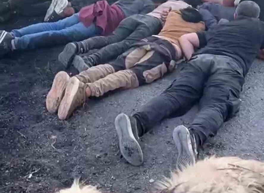 Hatay’da koyun sürüsüne çarptıktan sonra su kanalına devrilen aracın sürücüsü,