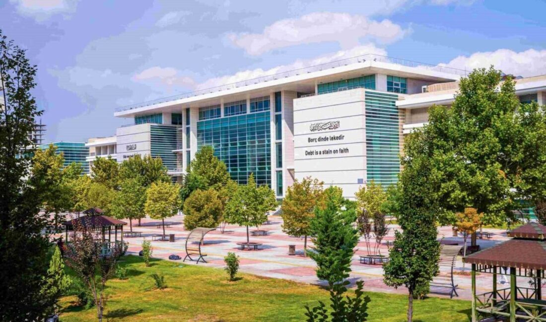 Yükseköğretim Kurumları Sınavı (YKS) ek yerleştirme sürecinin başlamasının ardından, merkez