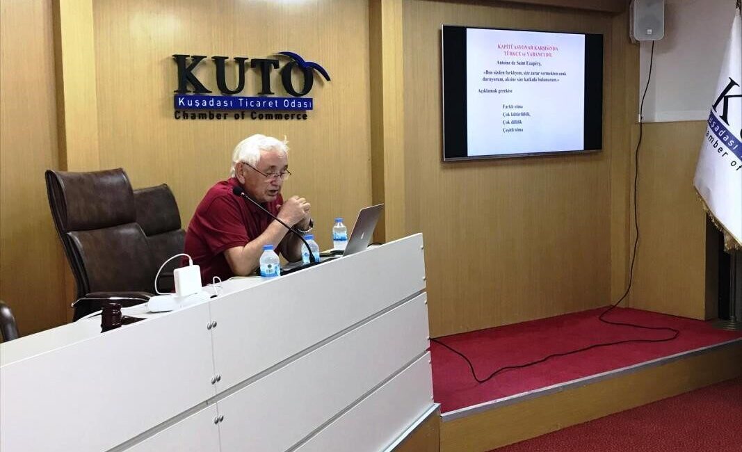 Kuşadası İlim Meclisi’nin 10. toplantısında, Marmara Üniversitesi emekli öğretim üyesi