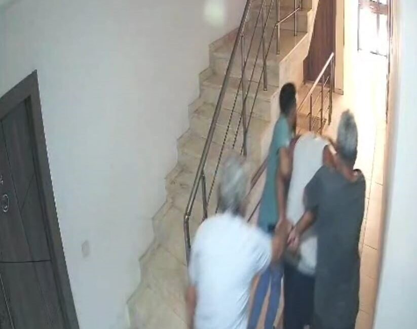 Aydın’ın Kuşadası ilçesinde dolandırıcılık suçundan aranan şahıs, polis ekiplerince yapılan