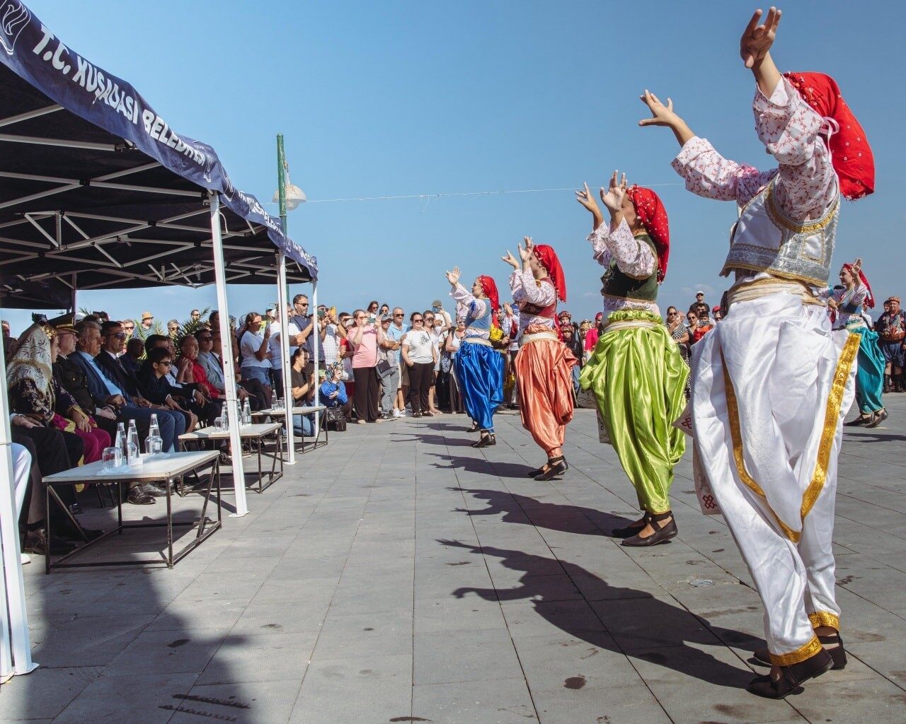 Kuşadası’nın düşman işgalinden kurtuluşunun 103’üncü yılı, kent genelinde büyük bir