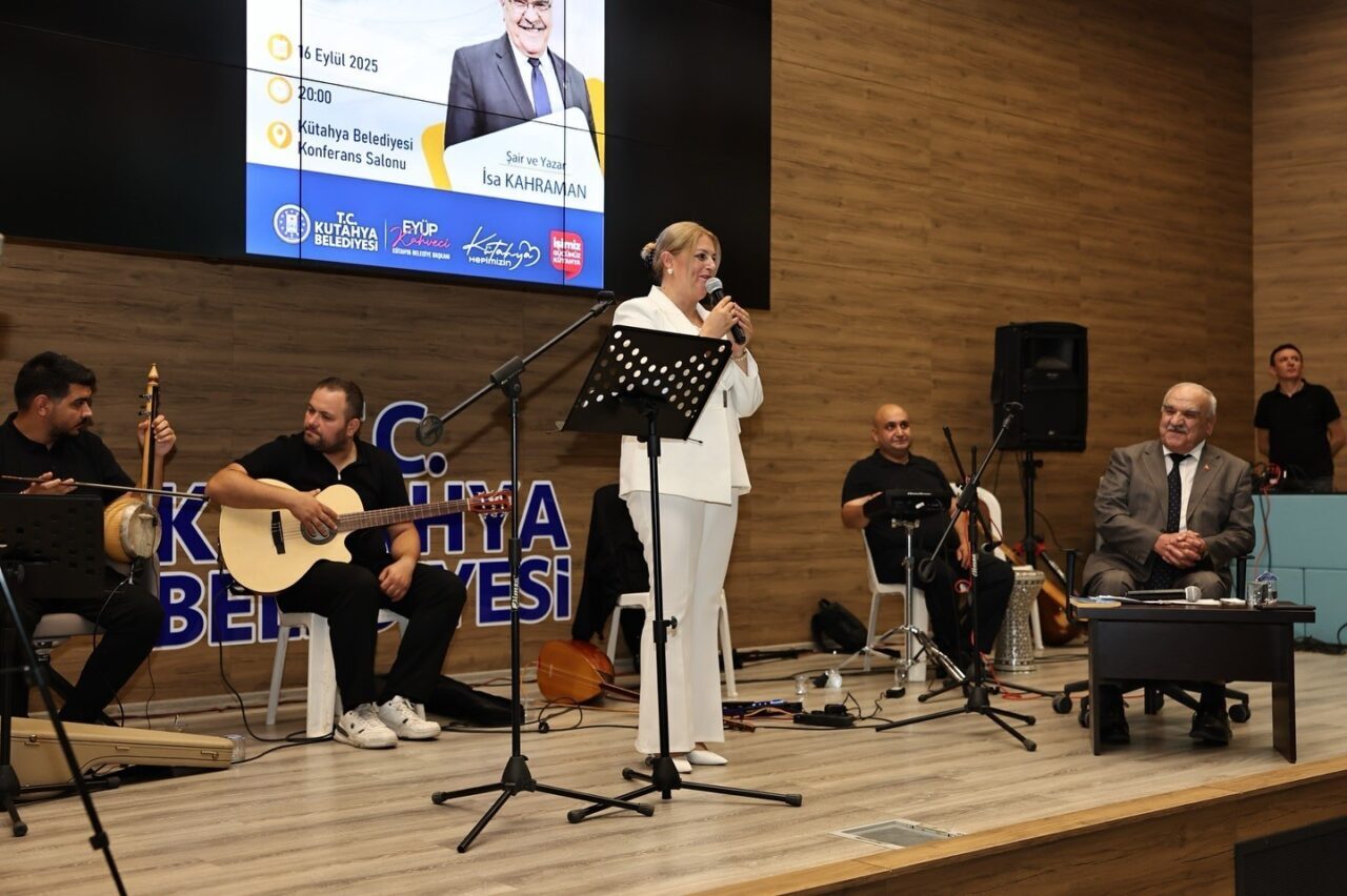 Kütahya Belediyesi tarafından düzenlenen “Şair ve Yazar İsa Kahraman Saygı