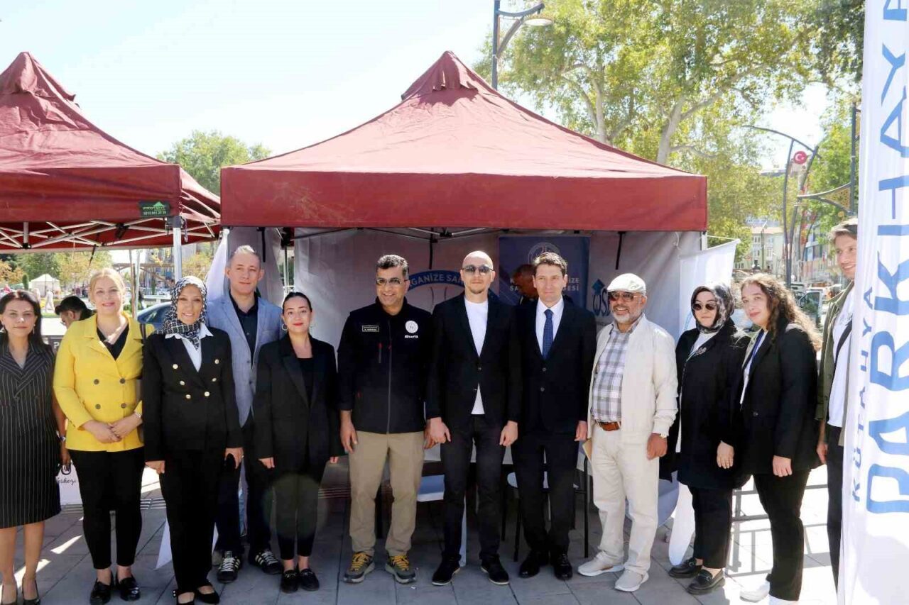 Kütahya’da gerçekleştirilen Minik Adımlar Sağlıklı Yarınlar Festivaline (MİNSAFEST) katılan Kütahya