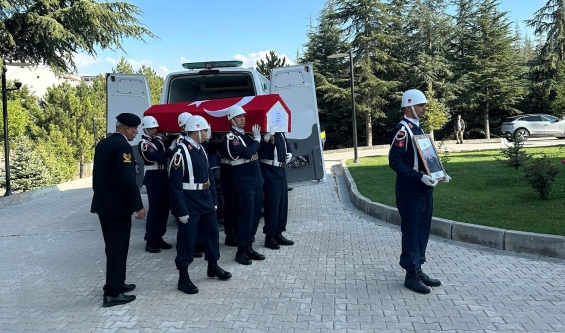 Kütahya-Çavdarhisar yolunda meydana gelen kazada şehit olan Jandarma Uzman Çavuş