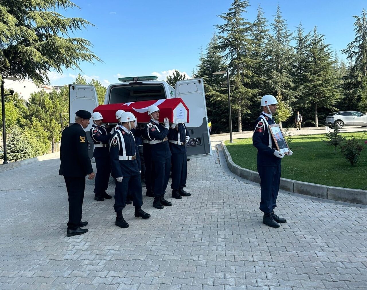 Kütahya-Çavdarhisar yolunda meydana gelen kazada şehit olan Jandarma Uzman Çavuş