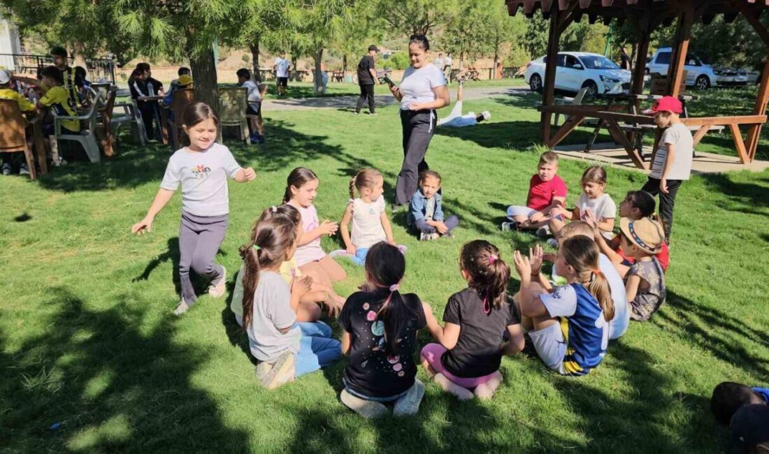 Aydın’ın Kuyucak ilçesine bağlı Kurtuluş Mahallesi’nde bulunan ilk ve ortaokul