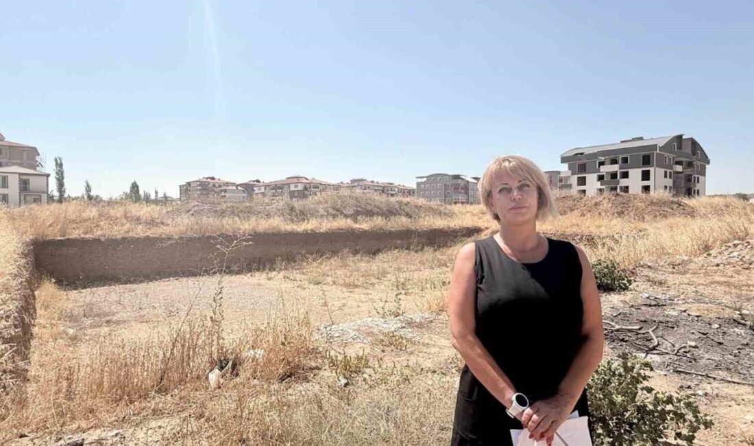 Afyonkarahisar’da geçtiğimiz yıl gerçekleştirilen inşaat çalışması esnasında lahit bulunan arazinin