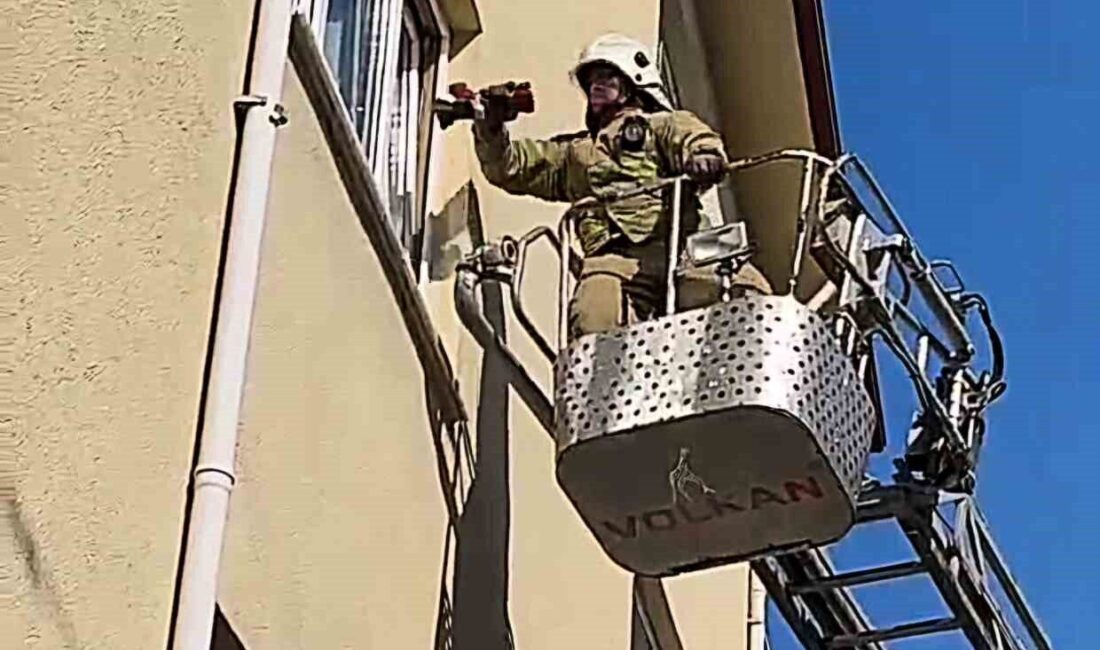 Bartın’da lavaboda baygınlık geçiren şahıs, polis ve itfaiye ekiplerinin operasyonuyla