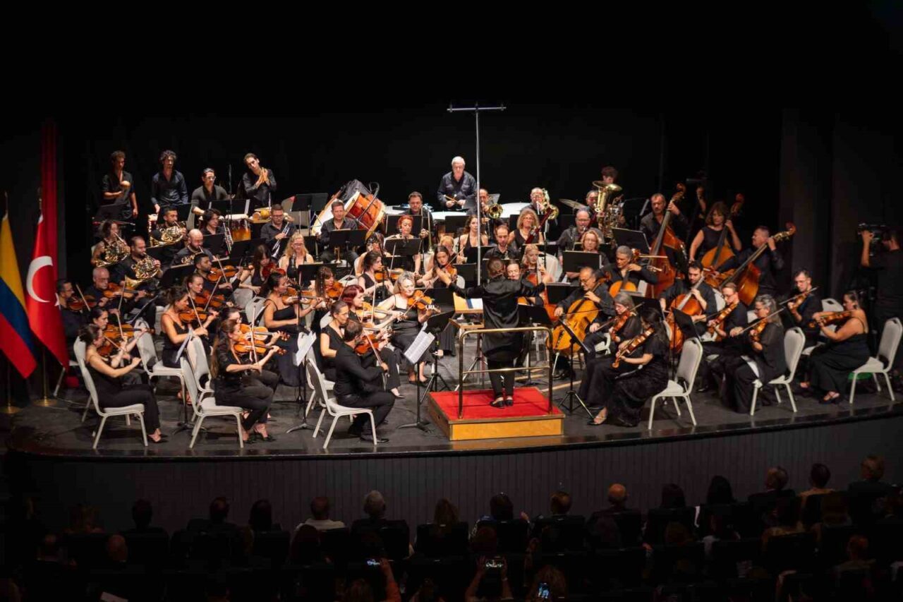 Limak Filarmoni Orkestrası, Türkiye ve Kolombiya arasındaki diplomatik dostluğu geliştirmek