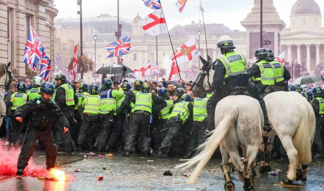 Londra’da dün gerçekleştirilen ve yaklaşık 150 bin kişinin destek verdiği