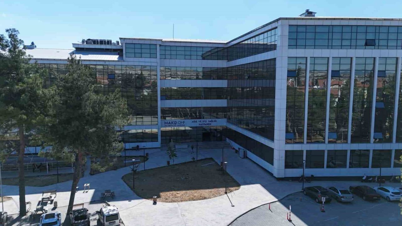 Burdur Mehmet Akif Ersoy Üniversitesi (MAKÜ) Diş Hekimliği Fakültesi Ağız