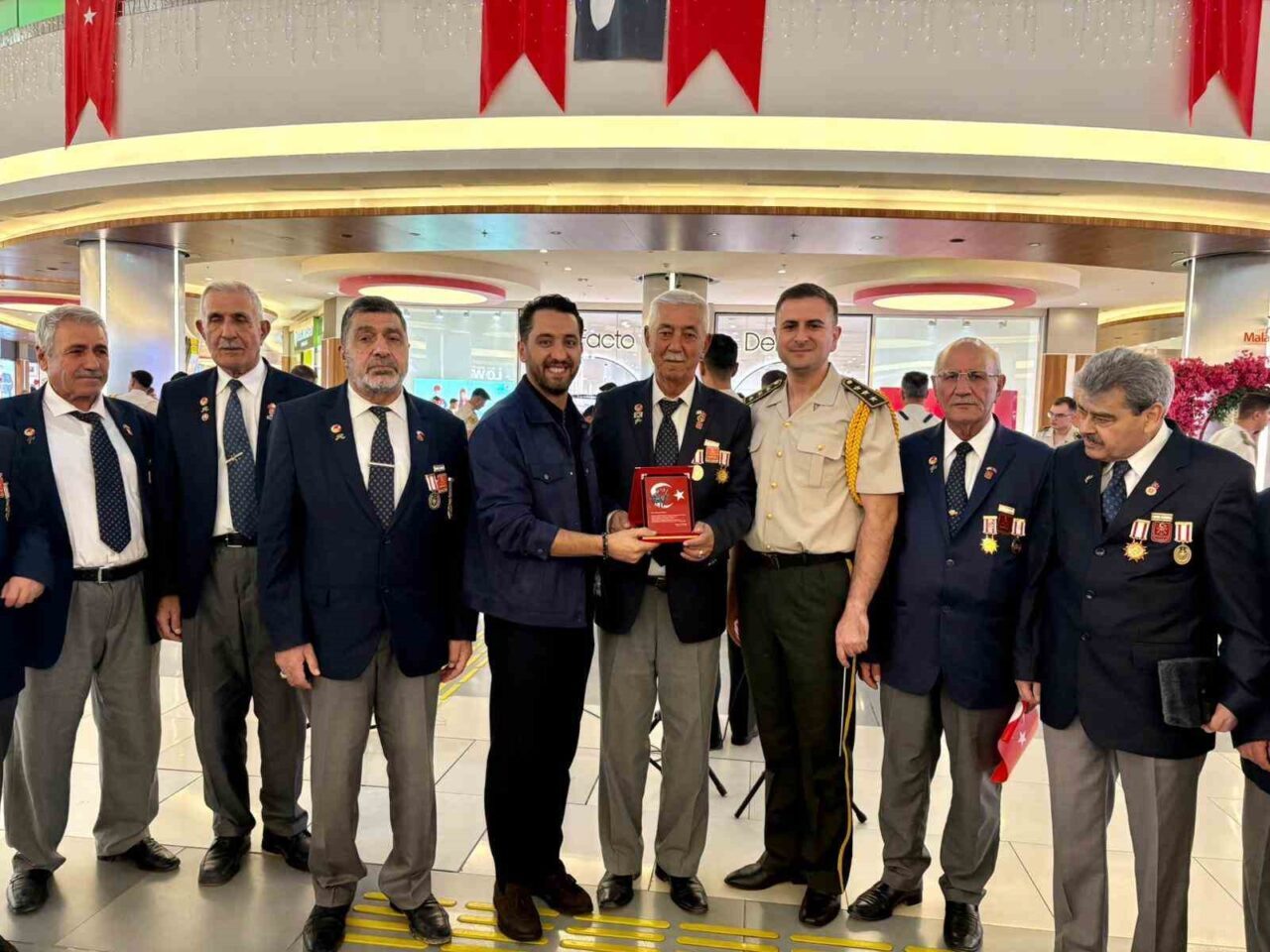 19 Eylül Gaziler Günü dolayısıyla MalatyaPark Alışveriş ve Yaşam Merkezi’nde