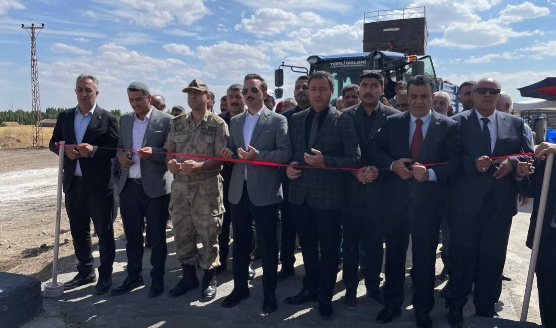 Muş’un Malazgirt ilçesinde 2025-2026 yılı şeker pancarı alım kampanyası törenle