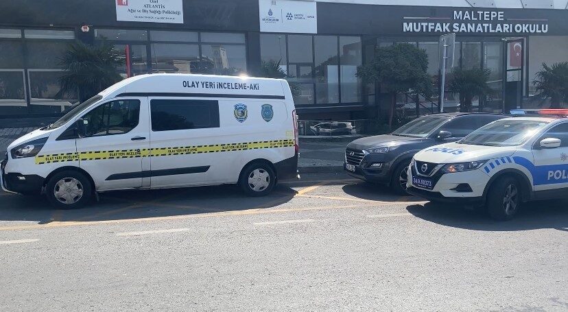 İstanbul’un Maltepe ilçesinde bir atış poligonuna gelen bir genç, kafasına