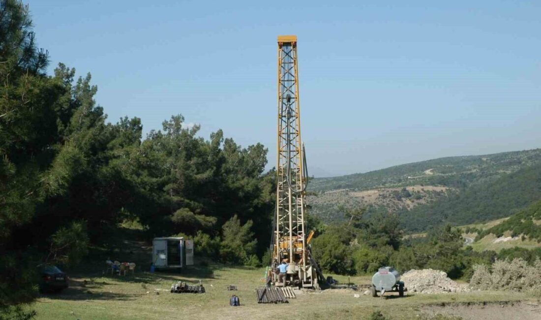İzmir Büyükşehir Belediyesi’ne bağlı İZSU’nun, Manisa’nın Saruhanlı ilçesi Sarıkız bölgesinde