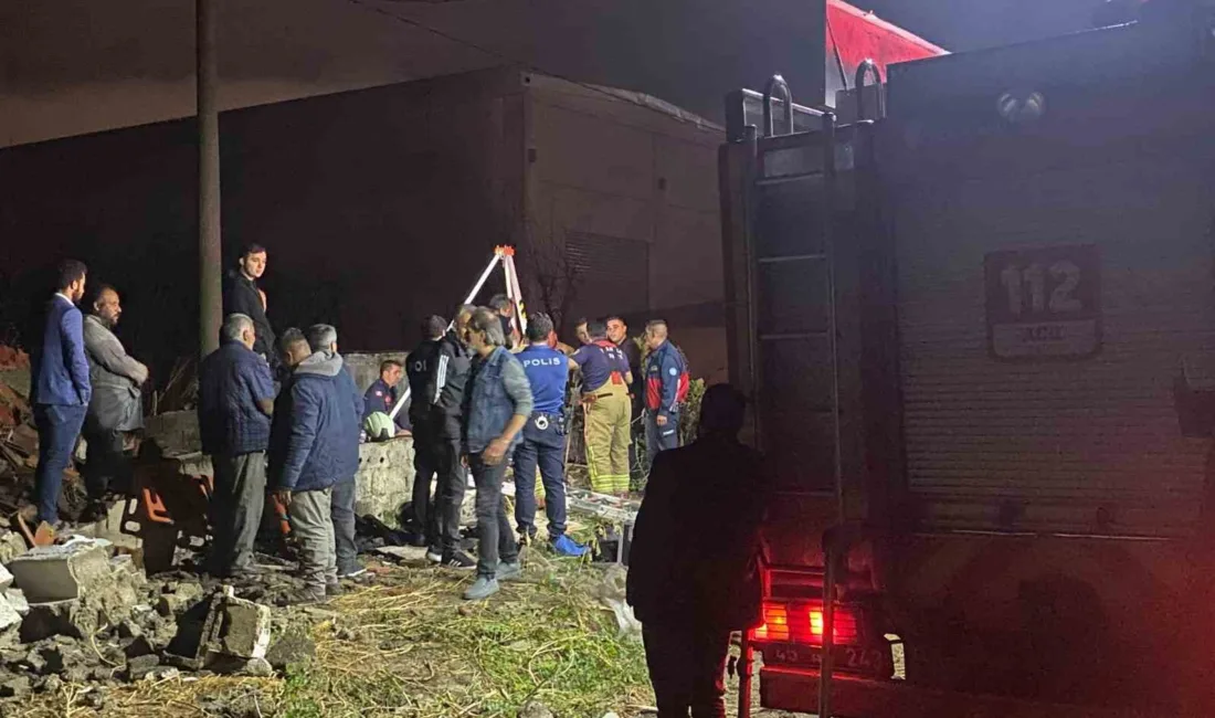 Manisa’nın Turgutlu ilçesinde yaklaşık 25 metre derinliğindeki kuyuya düşen genç
