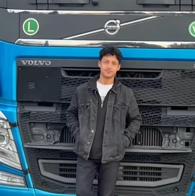 Mardin’de 15 yaşındaki bir çocuk başından silahla vurulmuş halde bulundu.