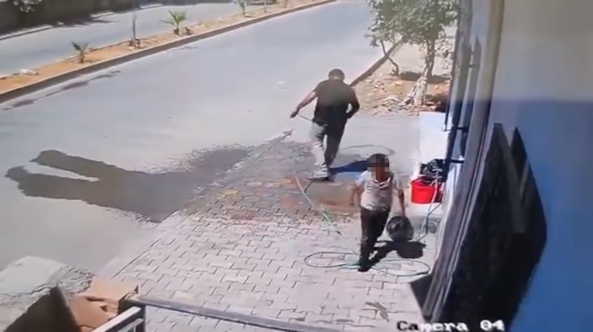 Mardin’in Kızıltepe ilçesinde bir babanın küçük yaştaki oğluna hırsızlık yaptırdığı