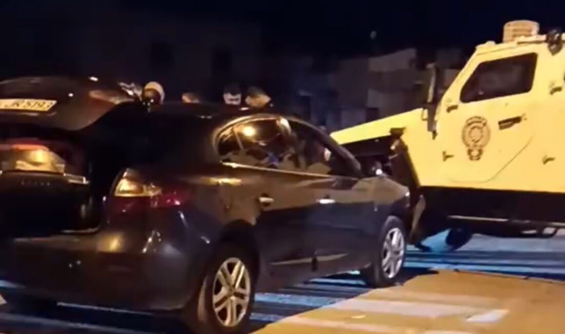 Mardin’in Nusaybin ilçesinde zırhlı polis aracı ile otomobilin çarpışması sonucu