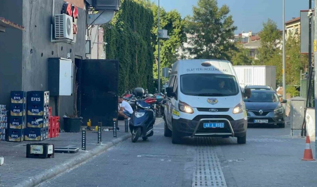 Muğla’nın Marmaris ilçesinde Barlar Sokağı’nda bulunan bir eğlence mekanında çıkan