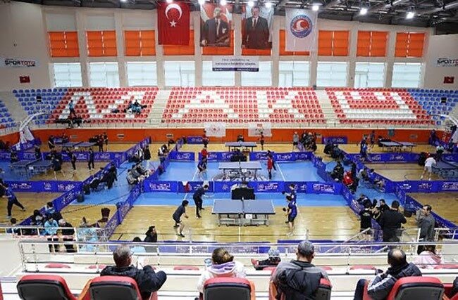 Avrupa’nın prestijli üniversitelerini ve en başarılı sporcularını bir araya getiren