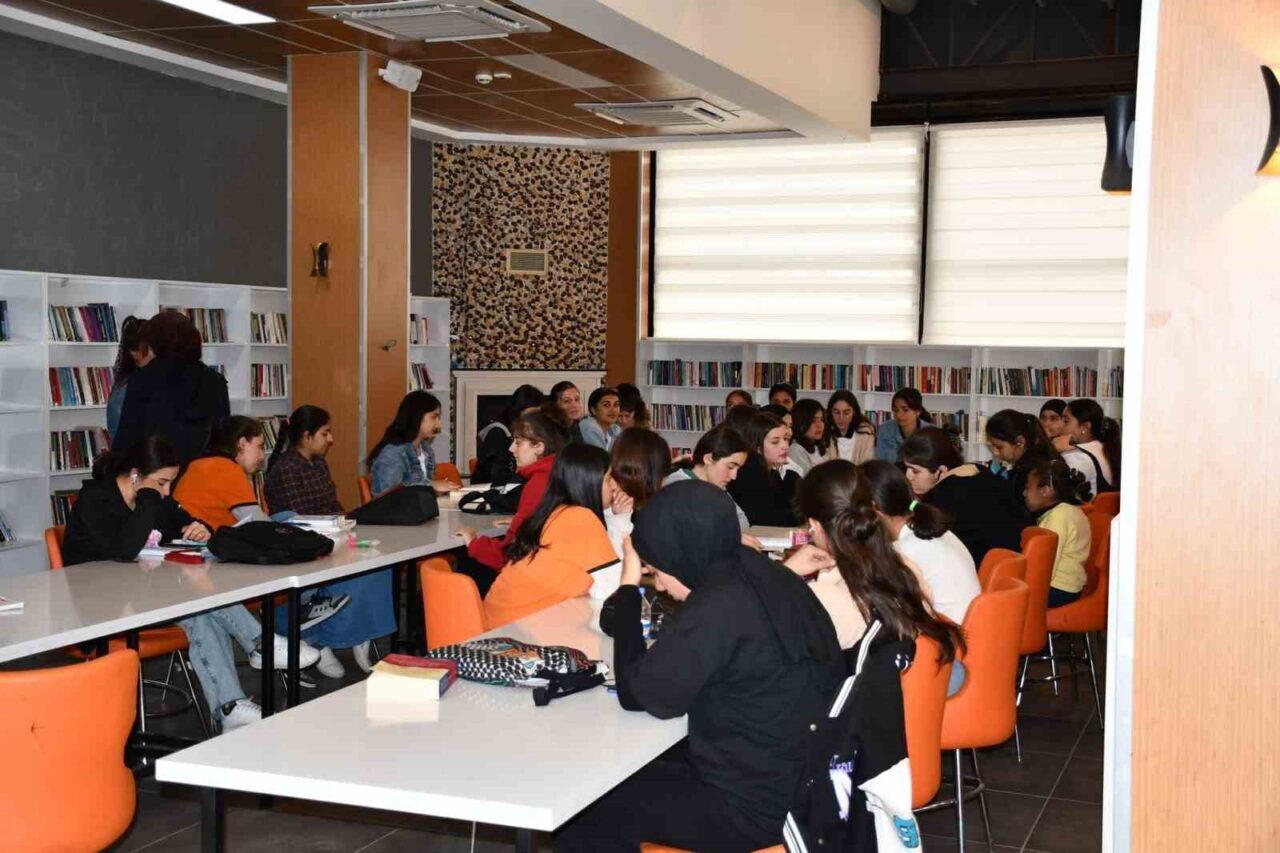 Mardin’in Mazıdağı İlçe Belediyesince kütüphanenin kapatılmasını isteğine mahkeme ret kararı