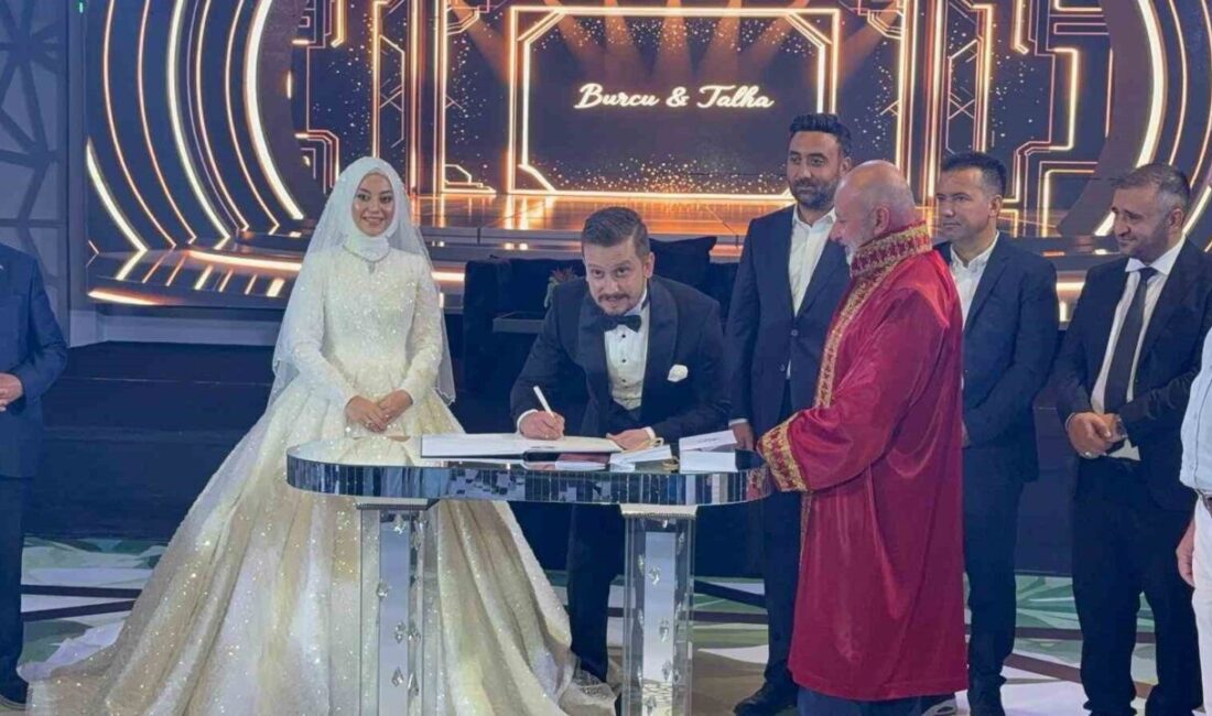 Birlik Vakfı Kayseri Şubesi eski Başkanı Mehmet Adıgüzel’in kızı Burcu,