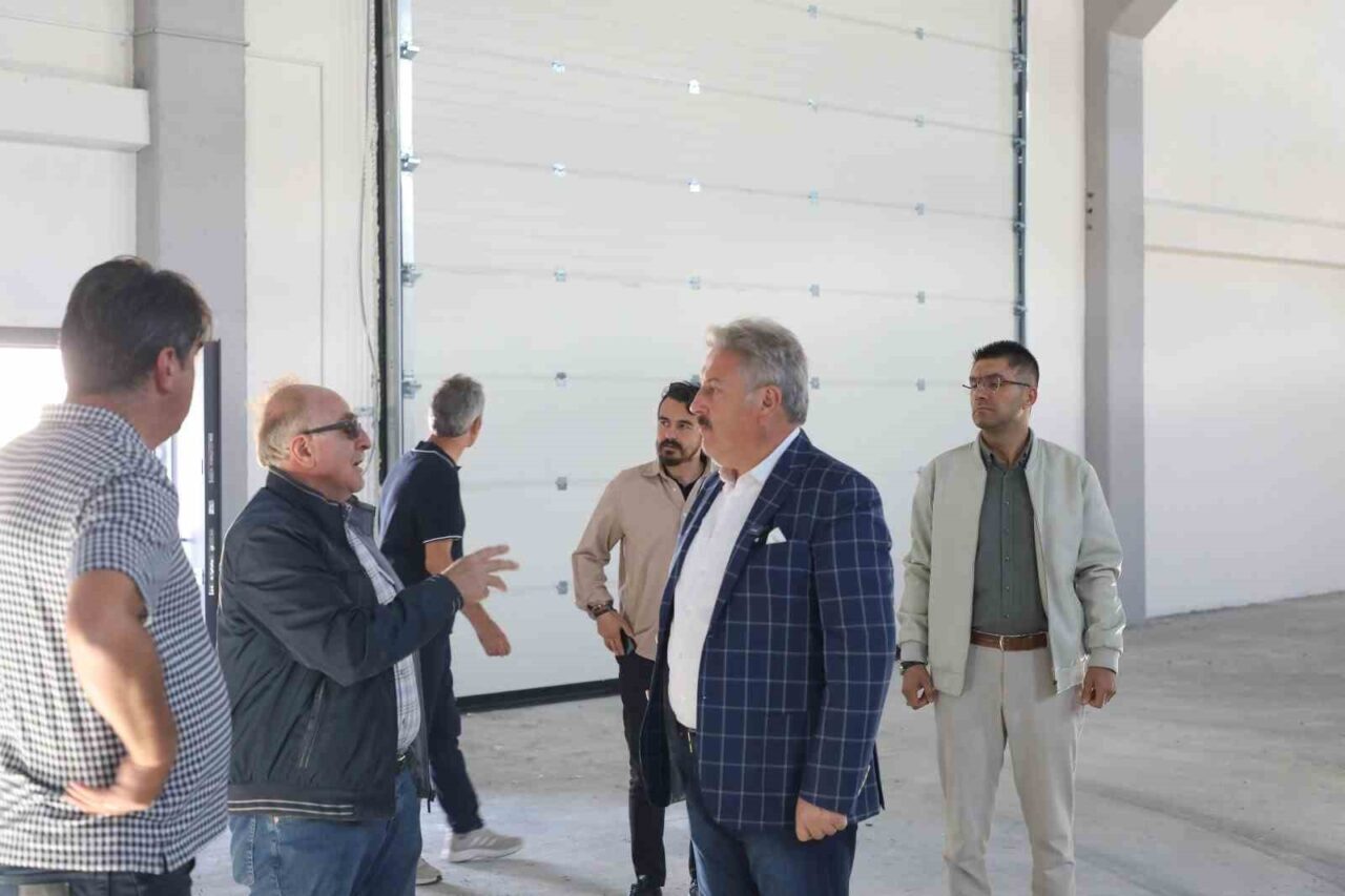 Melikgazi Belediyesi, Kayabağ Mahallesi’nde çiftçiye daha kaliteli ve donanımlı hizmet