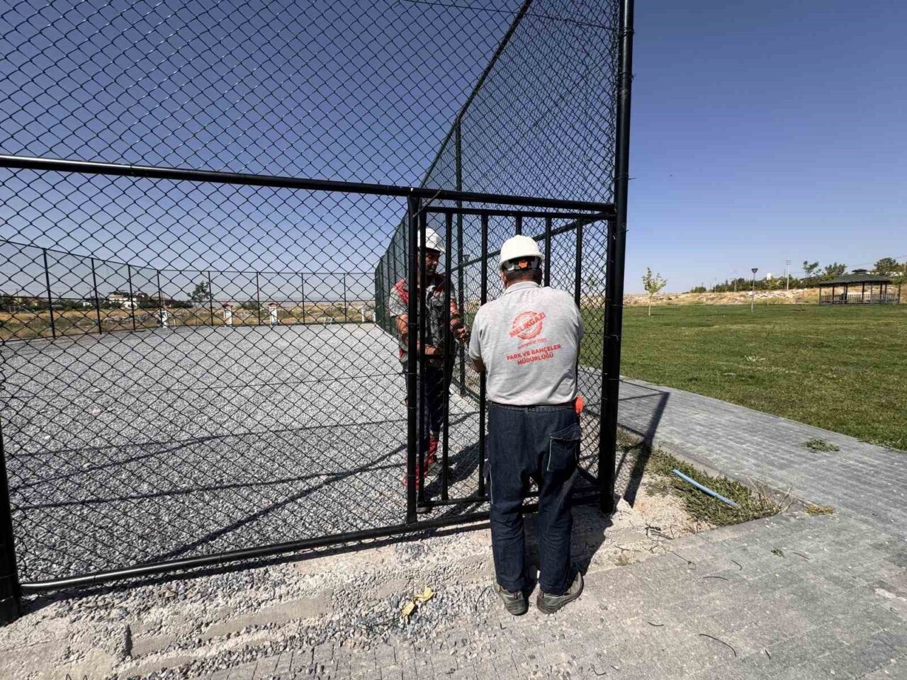 Gençlerin sağlıklı bir yaşam sürmeleri ve daha sosyal bireyler olmaları