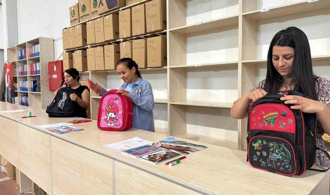 Yeni eğitim öğretim yılının başında Menemen Belediyesi, 2 bin çocuğun