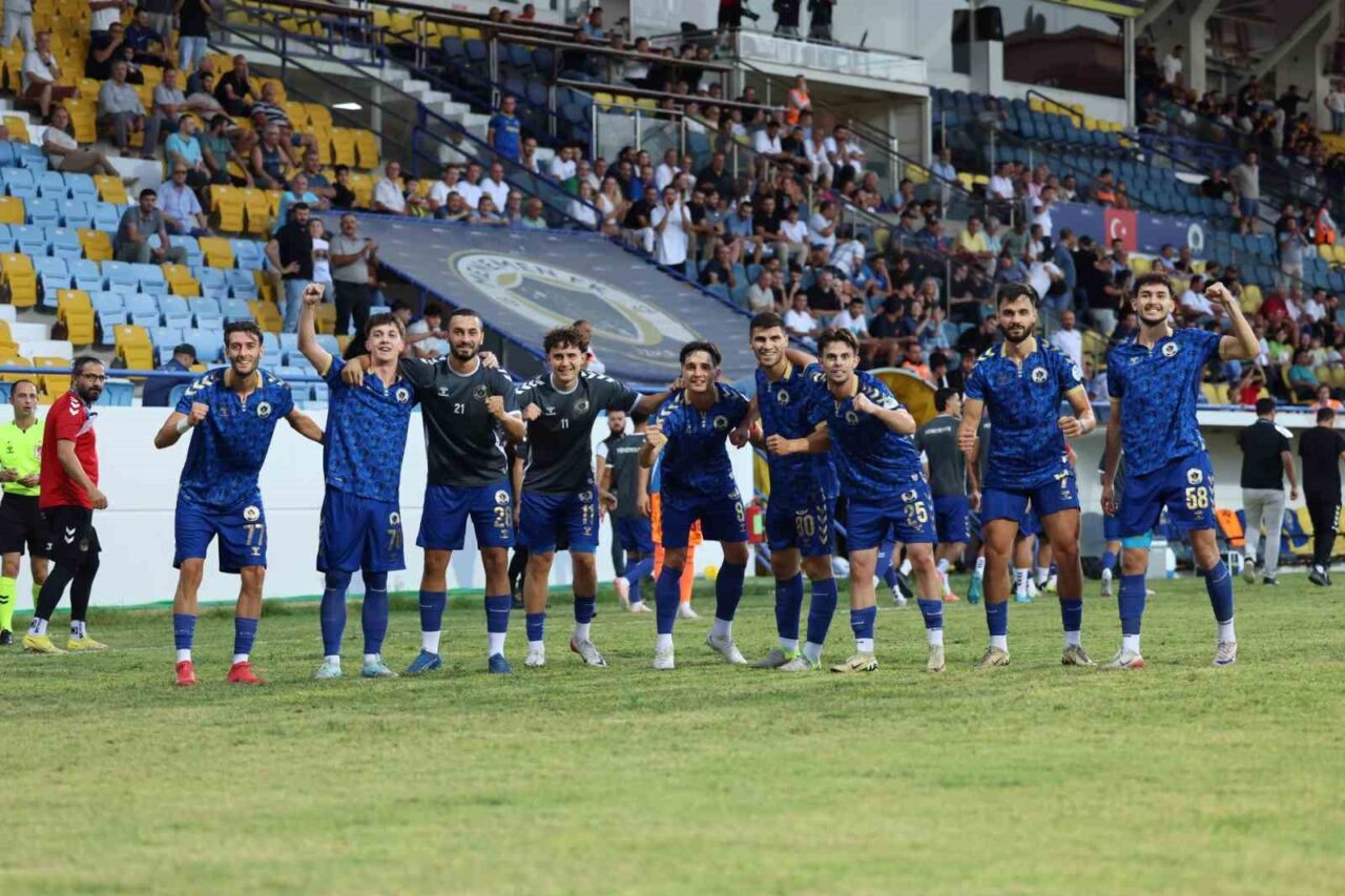 Menemen FK, TFF 2. Lig Kırmızı Grup’ta arka arkaya Adanaspor
